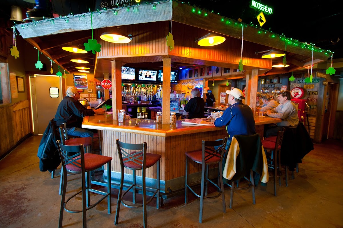 Tin Shed Tavern & Pizza